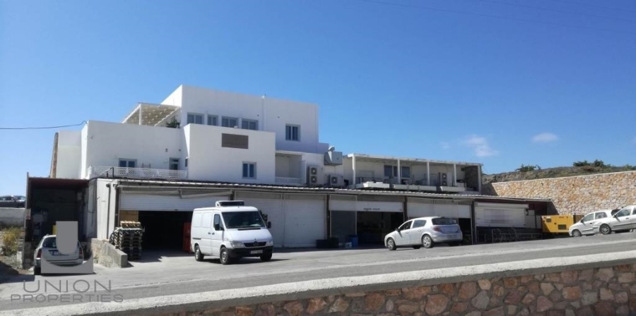(For Sale) Commercial Retail Shop || Cyclades/Santorini-Thira - 950 Sq.m, 2.500.000€ 