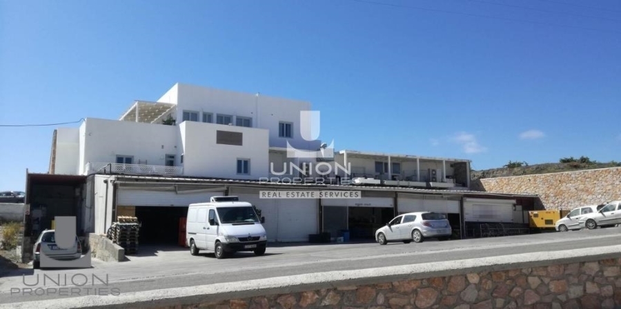 (For Sale) Commercial Retail Shop || Cyclades/Santorini-Thira - 950 Sq.m, 2.000.000€ 