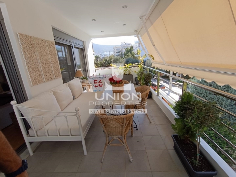 (For Sale) Residential Floor Apartment || Athens South/Glyfada - 120 Sq.m, 3 Bedrooms, 680.000€ 