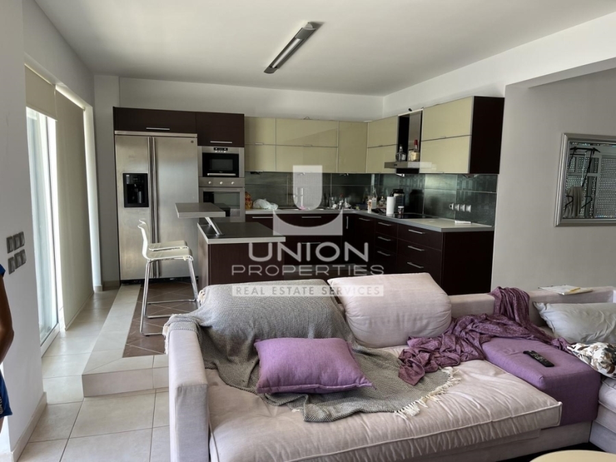 (For Sale) Residential Floor Apartment || Athens South/Glyfada - 135 Sq.m, 2 Bedrooms, 550.000€ 